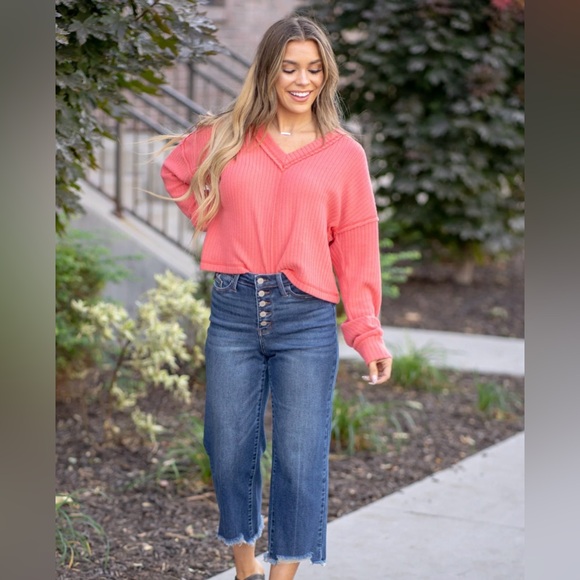 Judy Blue BUTTON FLY CROP WIDE LEG 
Jeans - Picture 3 of 9